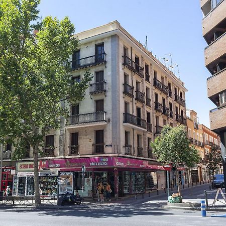 4 Ways En Madrid Apartment Bagian luar foto