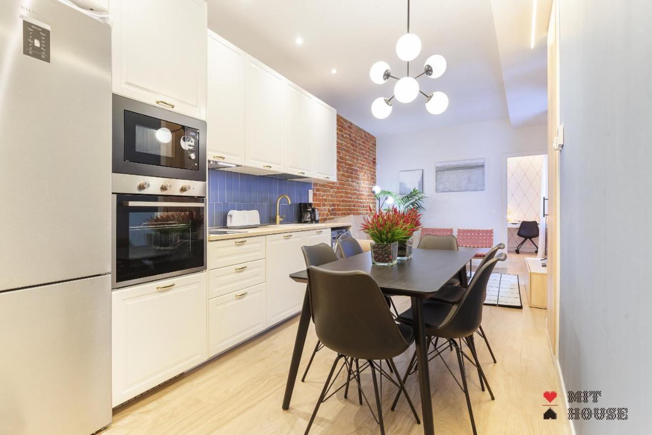 4 Ways En Madrid Apartment Bagian luar foto
