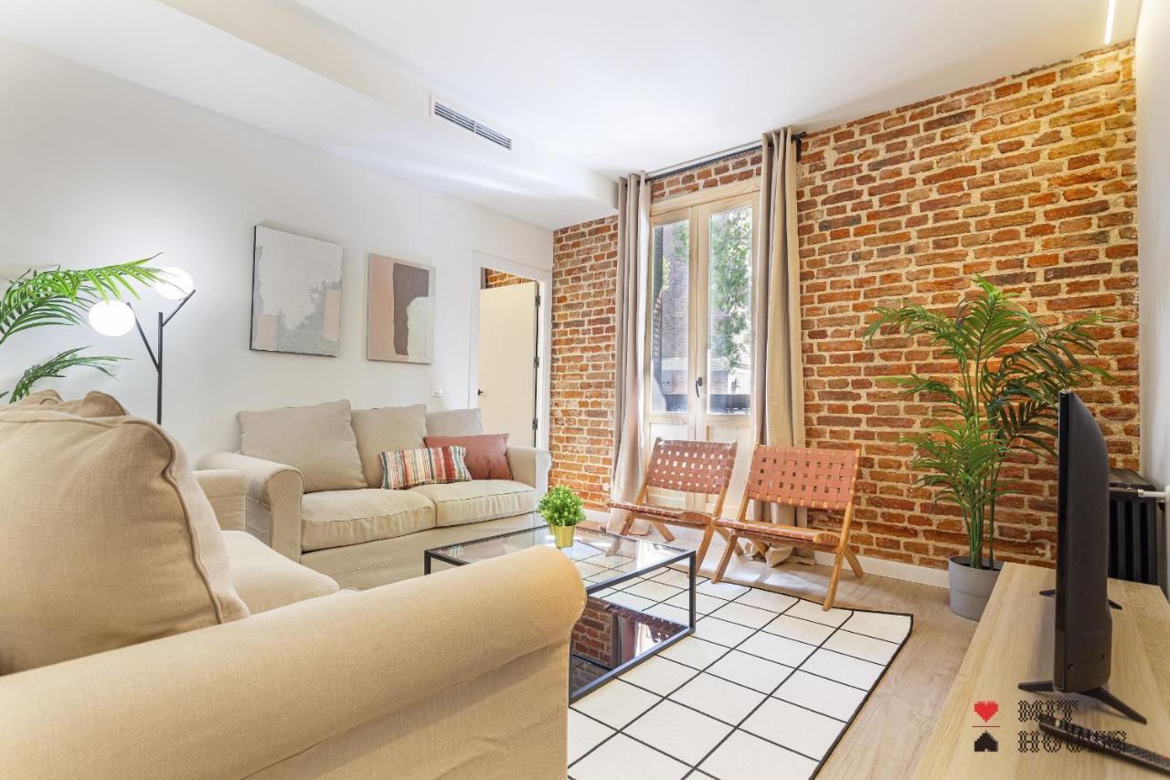 4 Ways En Madrid Apartment Bagian luar foto