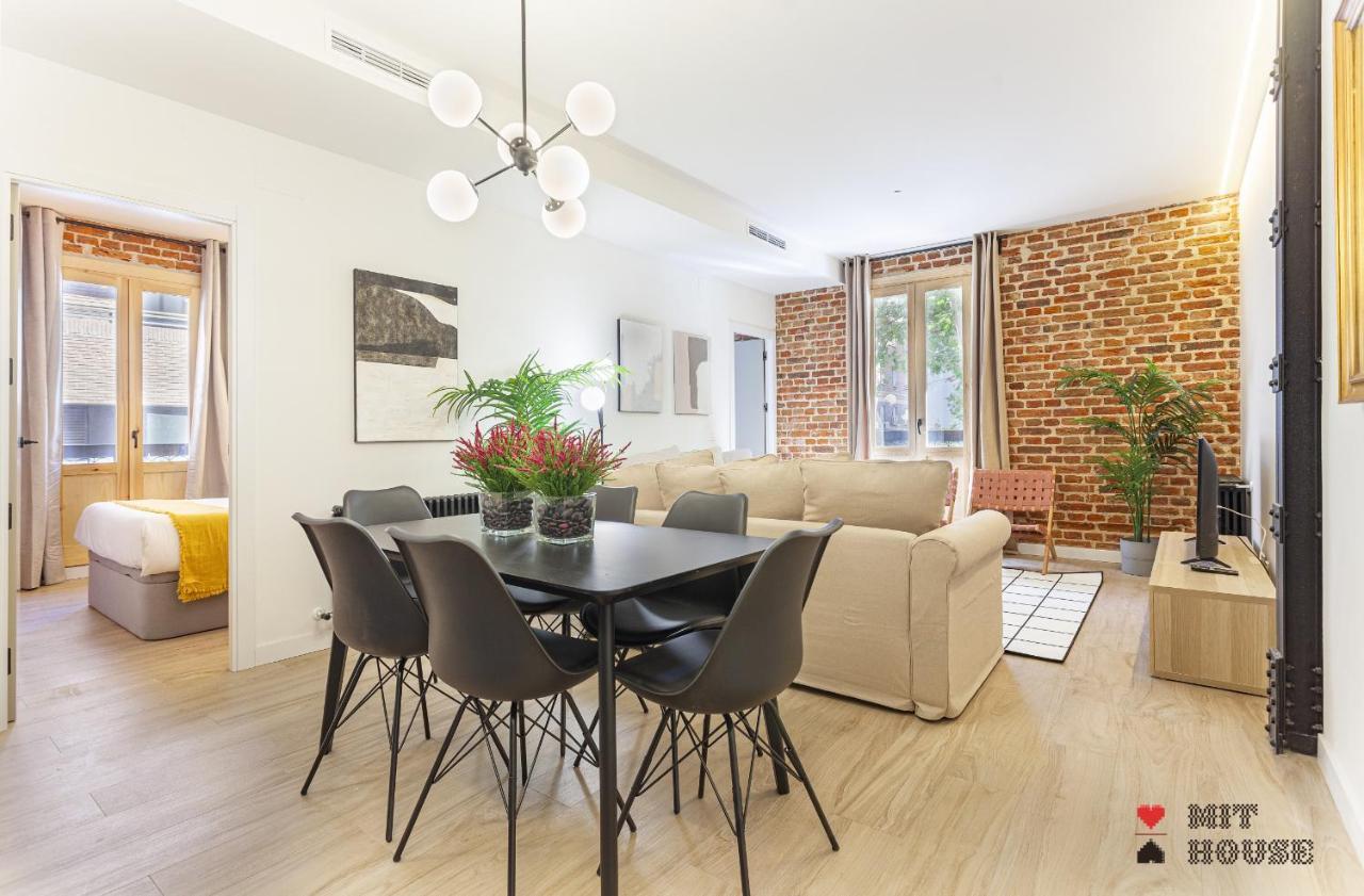 4 Ways En Madrid Apartment Bagian luar foto