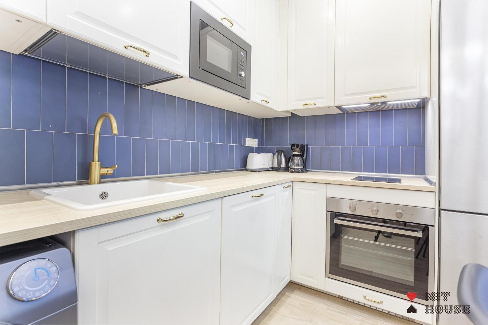 4 Ways En Madrid Apartment Bagian luar foto