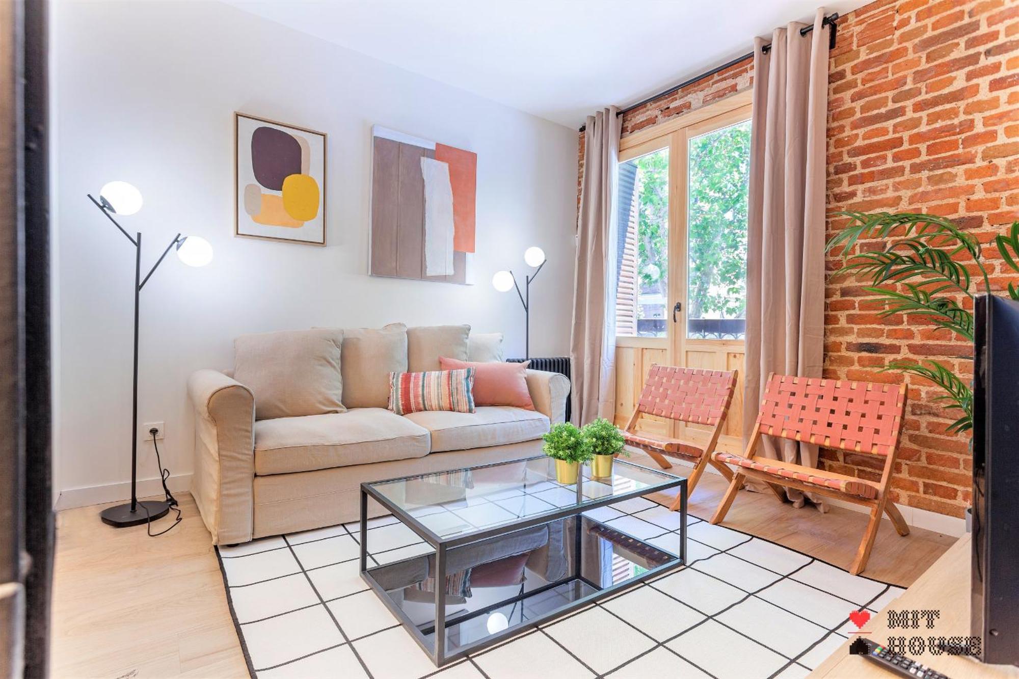 4 Ways En Madrid Apartment Bagian luar foto