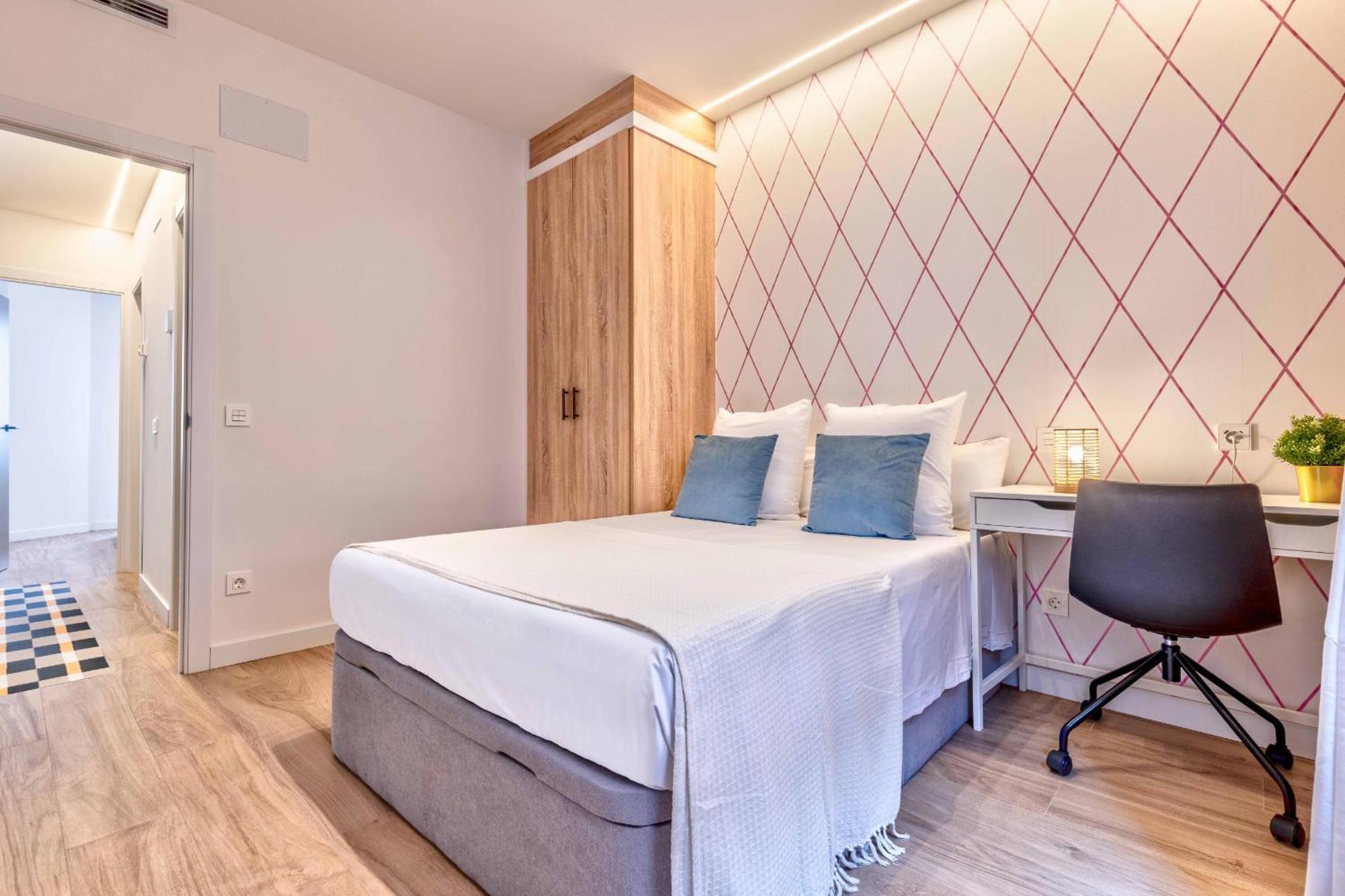 4 Ways En Madrid Apartment Bagian luar foto