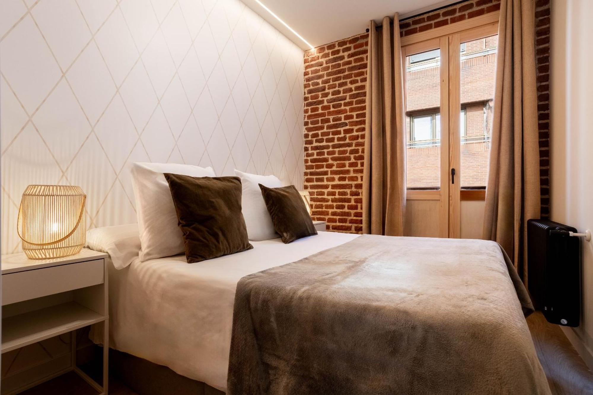 4 Ways En Madrid Apartment Bagian luar foto