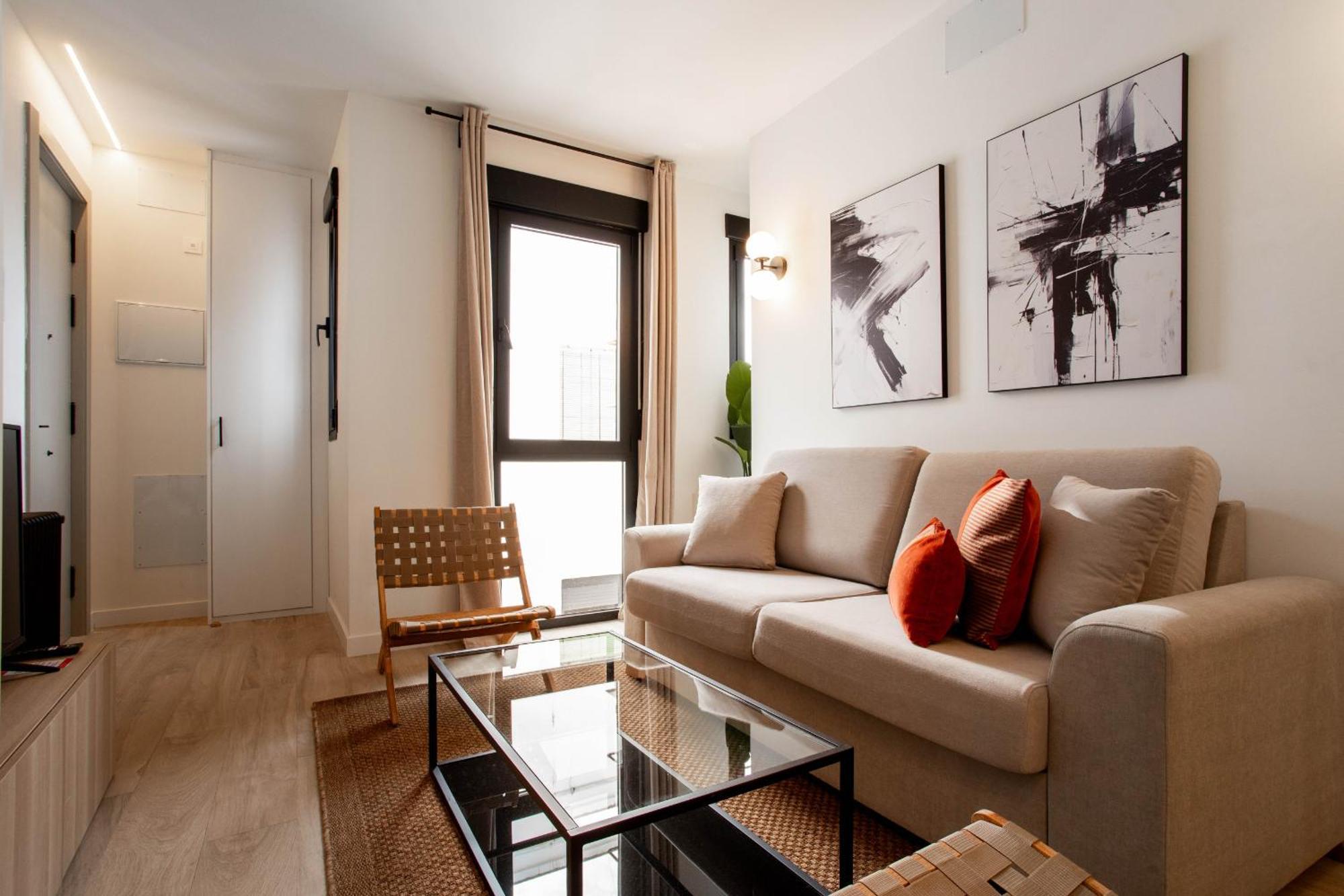 4 Ways En Madrid Apartment Bagian luar foto