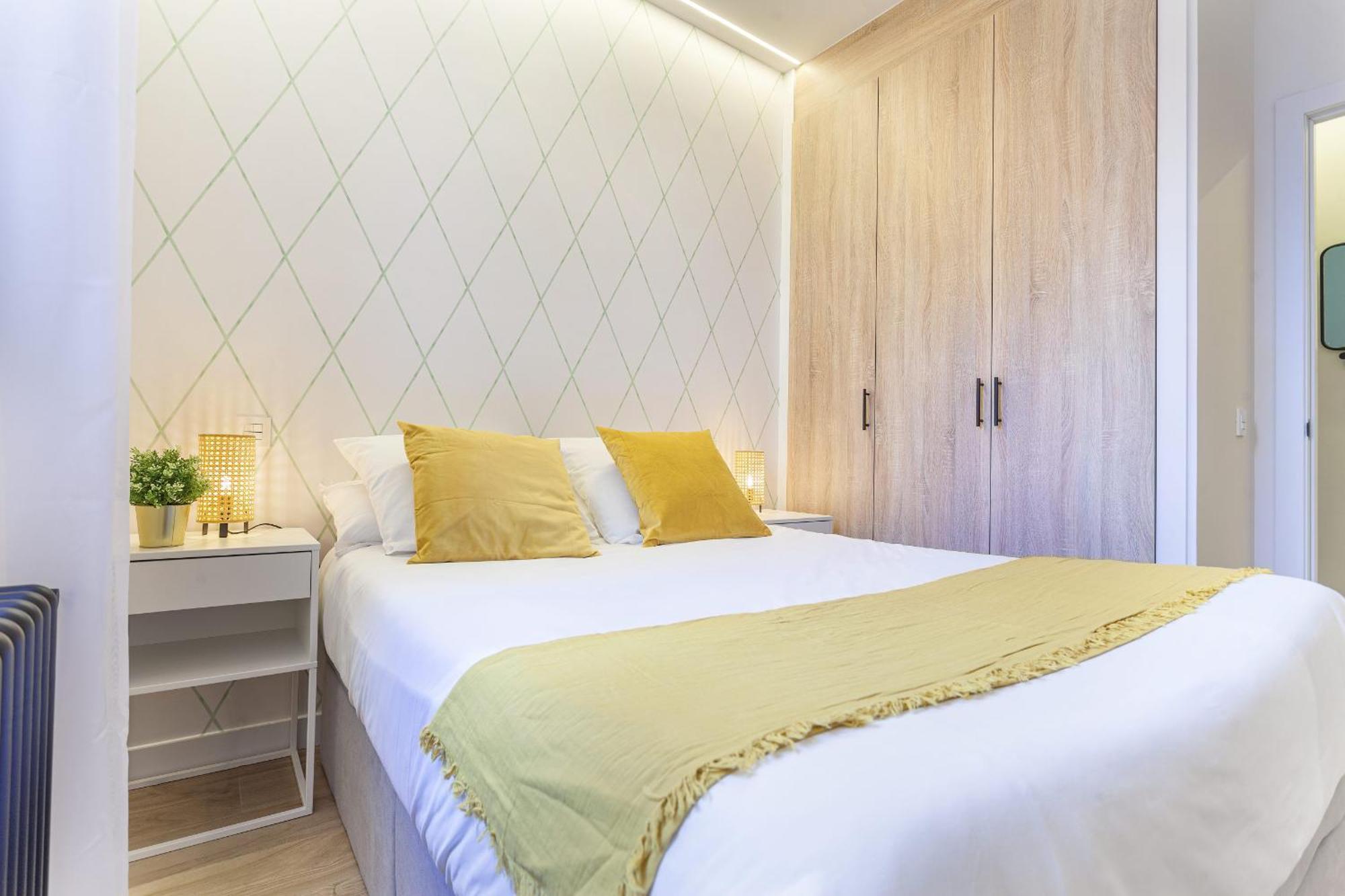 4 Ways En Madrid Apartment Bagian luar foto