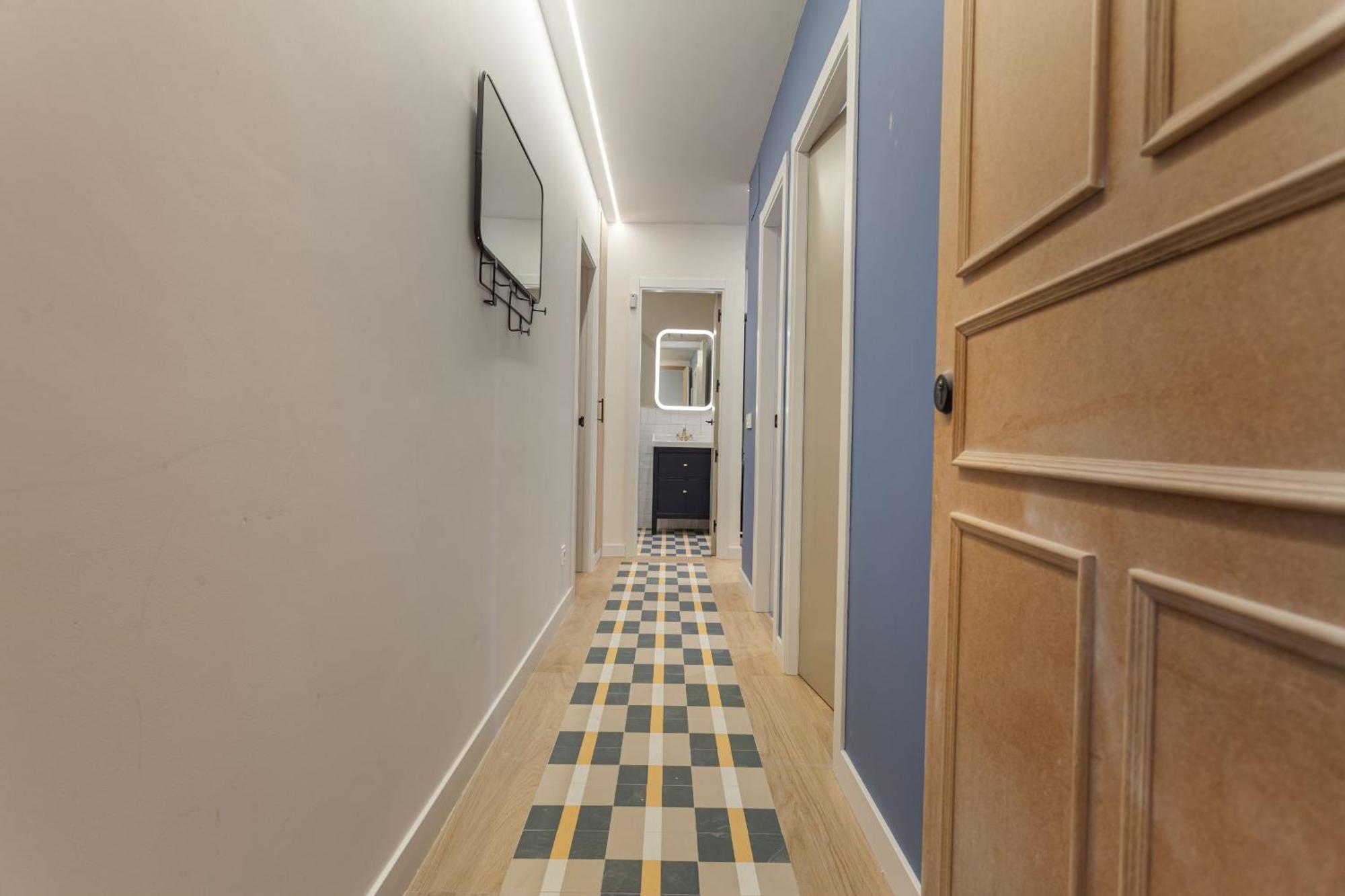 4 Ways En Madrid Apartment Bagian luar foto