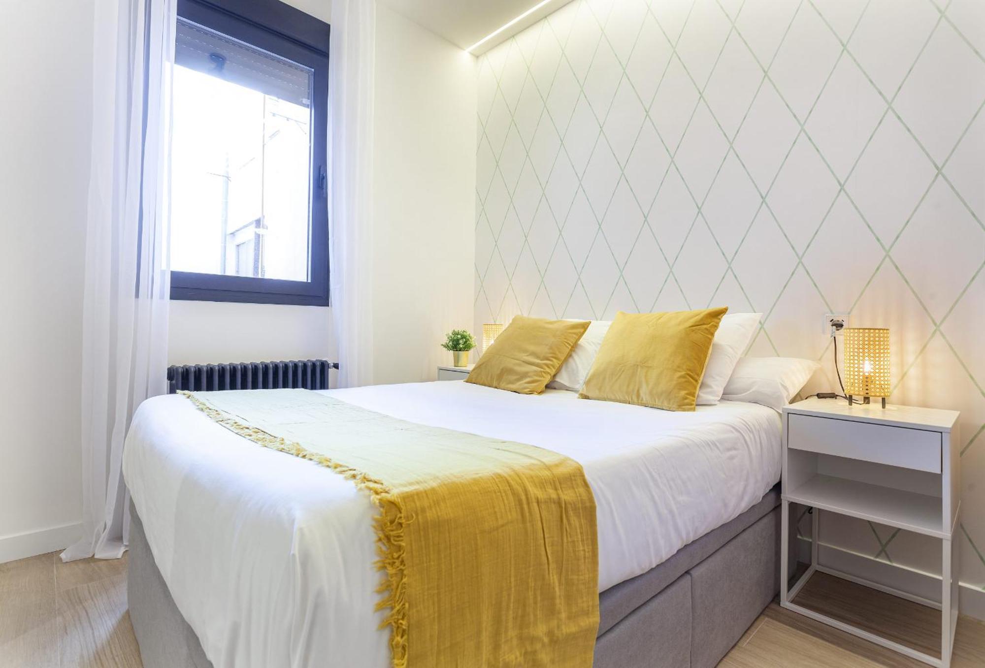 4 Ways En Madrid Apartment Bagian luar foto